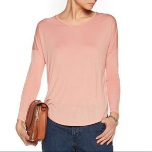 Halston Tee in Glow1